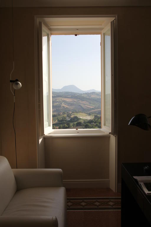 Relais Del Borgo Hotel & Spa 4 Stelle Staffolo Стая снимка